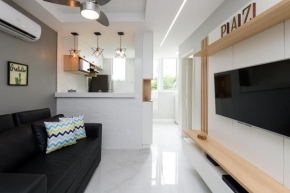 Omar do Rio: Qto e Sala a 200m da Praia de Copacabana, c/ Internet 350mbps e Smart TV (NSC 782/504)